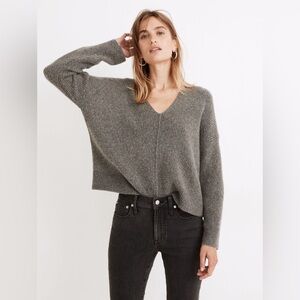 Madewell Staley V-Neck Pullover Sweater in Coziest Yarn Heather Shadow Size Med
